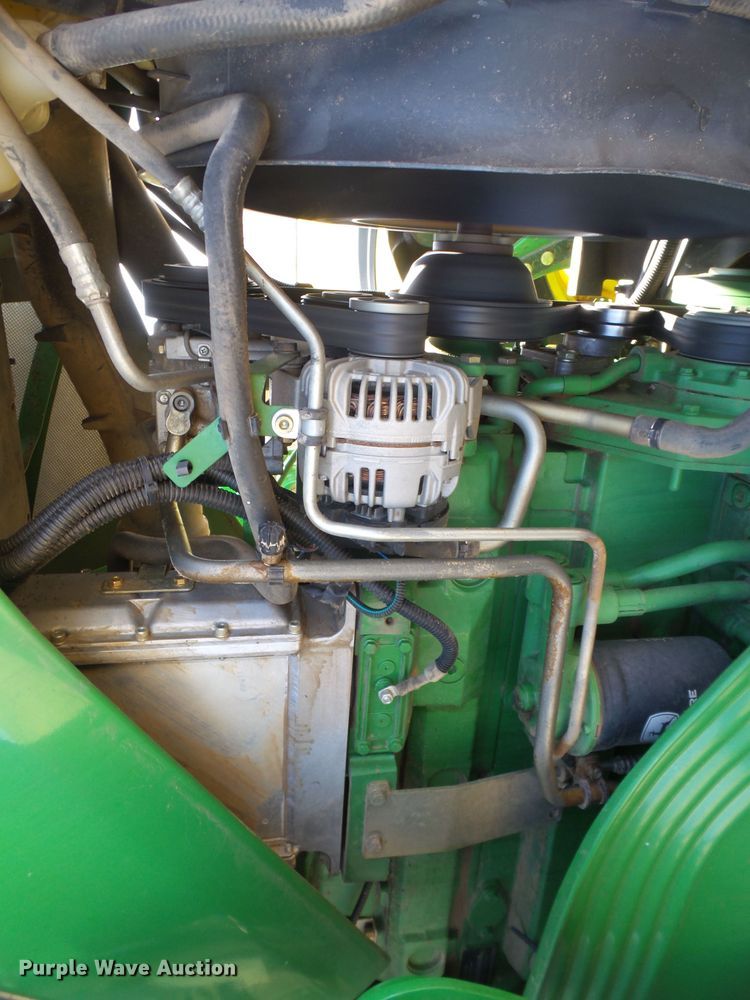 image for item FL9329 2010 John Deere 7230 MFWD tractor