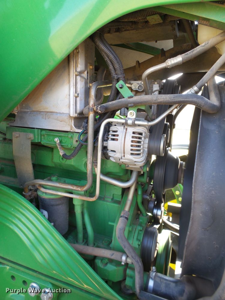 image for item FL9329 2010 John Deere 7230 MFWD tractor