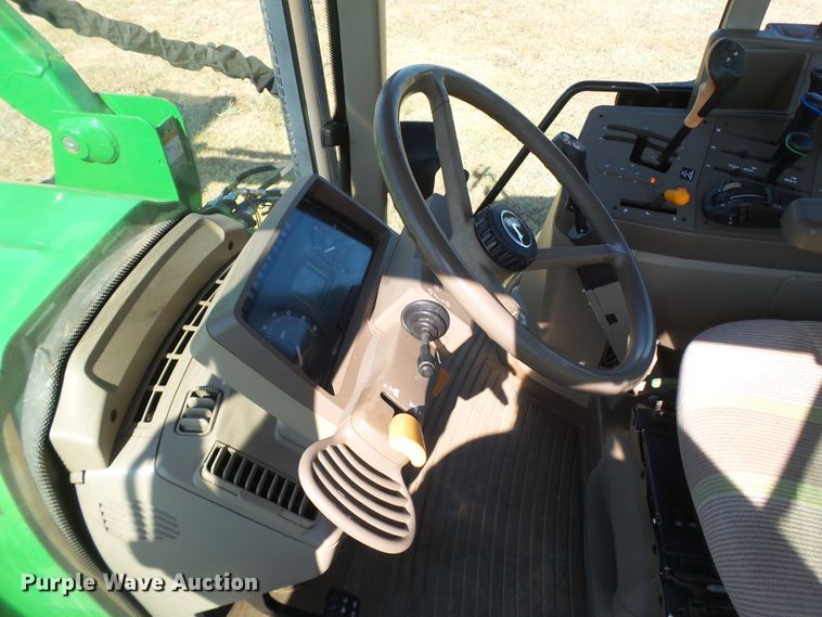 image for item FL9329 2010 John Deere 7230 MFWD tractor