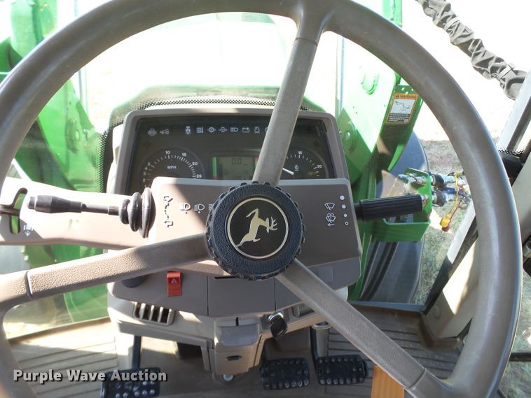 image for item FL9329 2010 John Deere 7230 MFWD tractor