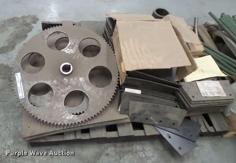 image for item FU9344 Sprockets, rubber flaps, side barriers, bearings, and sheaves