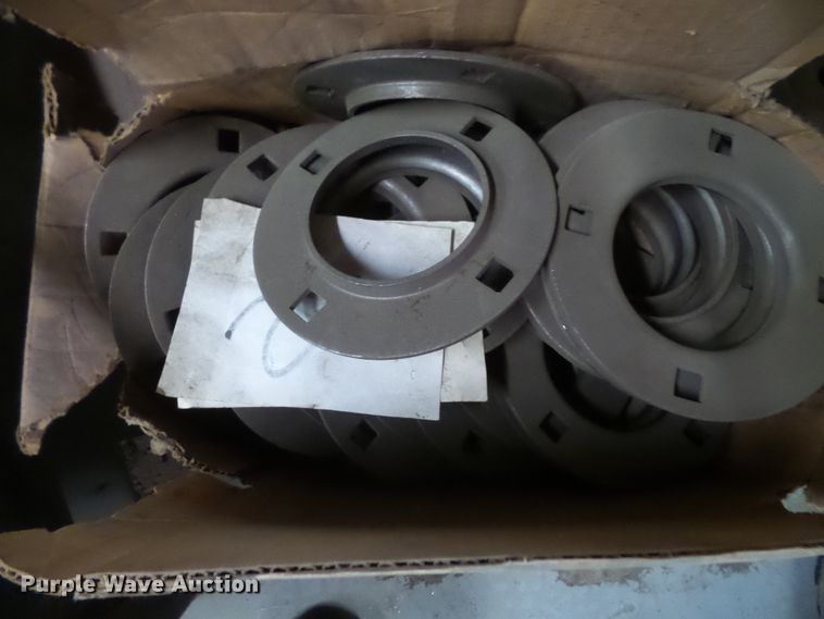 image for item FU9345 Rubber belting, side barriers, bearings, sheaves, and cylinder pins