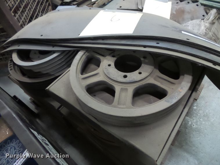 image for item FU9348 Sheaves and bushing taper lock