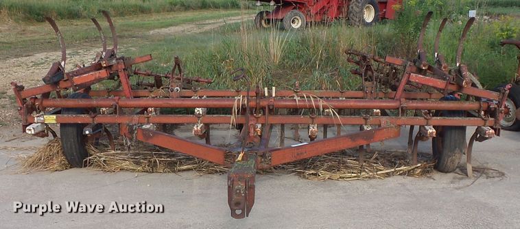 image for item FU9356 Field cultivator