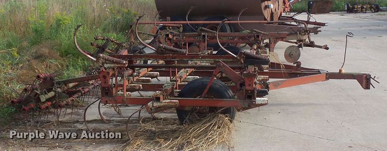 image for item FU9356 Field cultivator