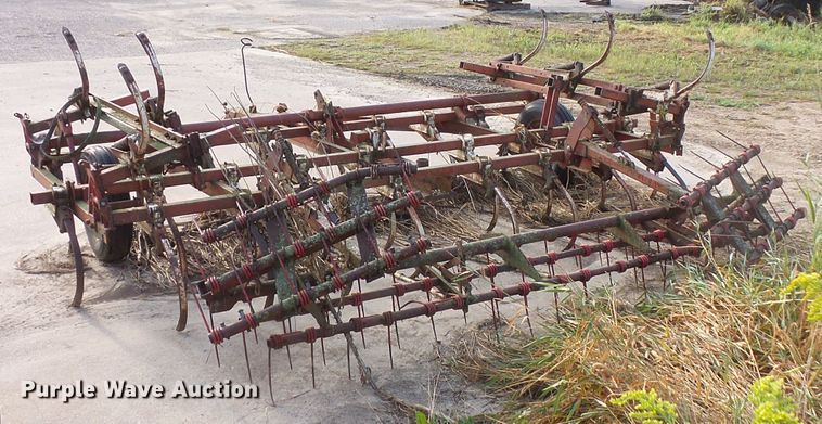 image for item FU9356 Field cultivator