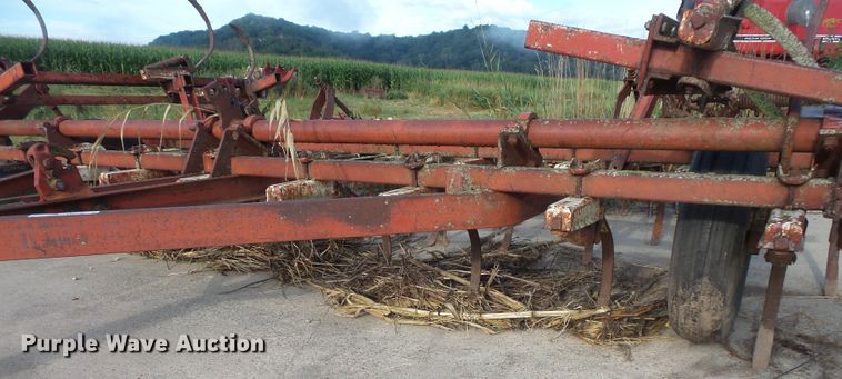 image for item FU9356 Field cultivator