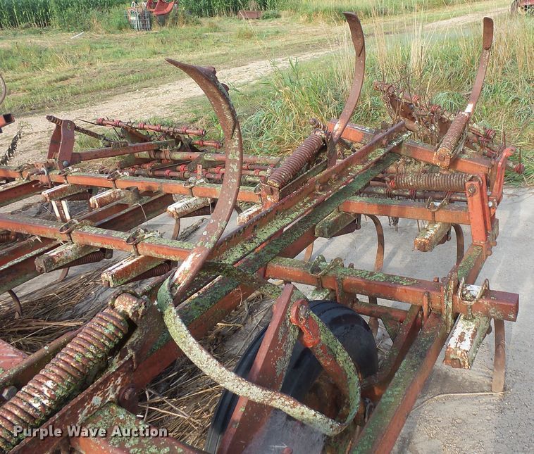 image for item FU9356 Field cultivator