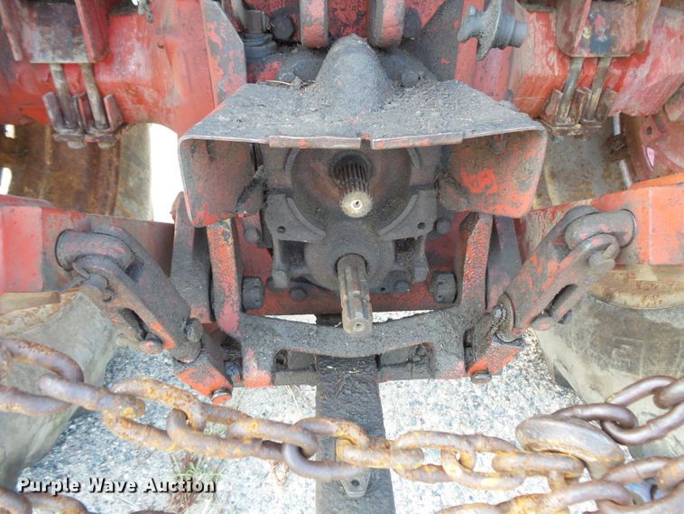 image for item FU9360 International 1466 tractor