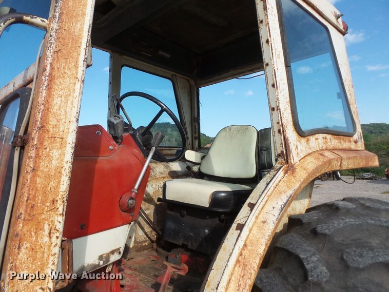 image for item FU9360 International 1466 tractor