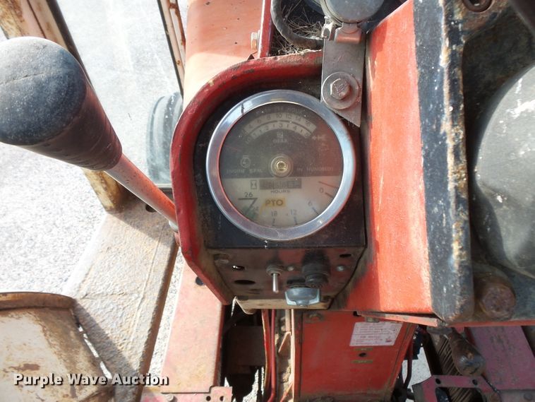 image for item FU9360 International 1466 tractor