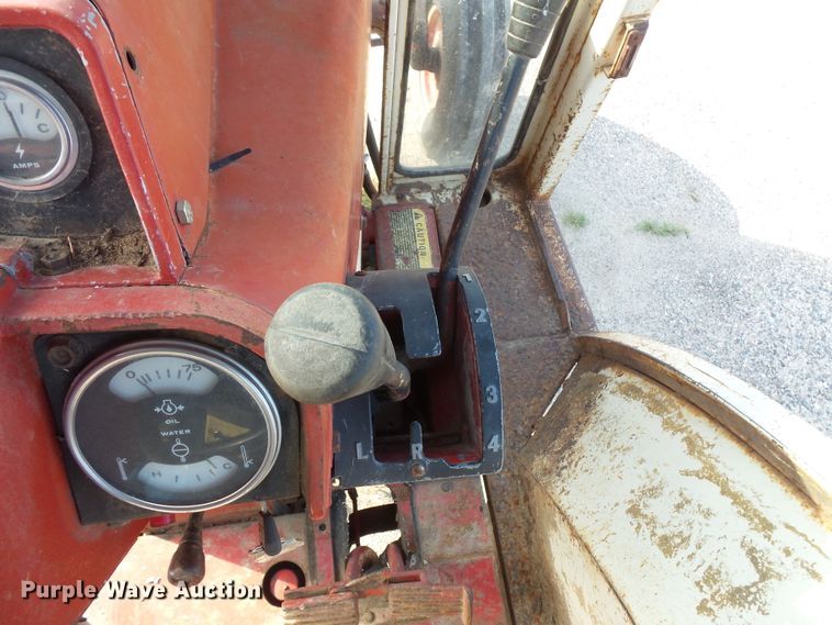 image for item FU9360 International 1466 tractor