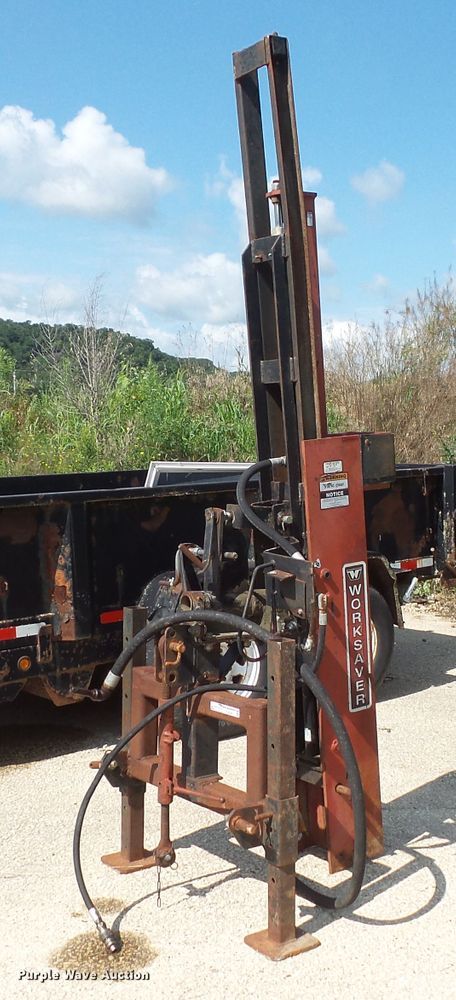 image for item FU9367 WorkSaver HDP-20 post driver