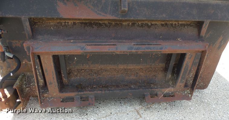 image for item FU9369 Side Shooter bedding spreader