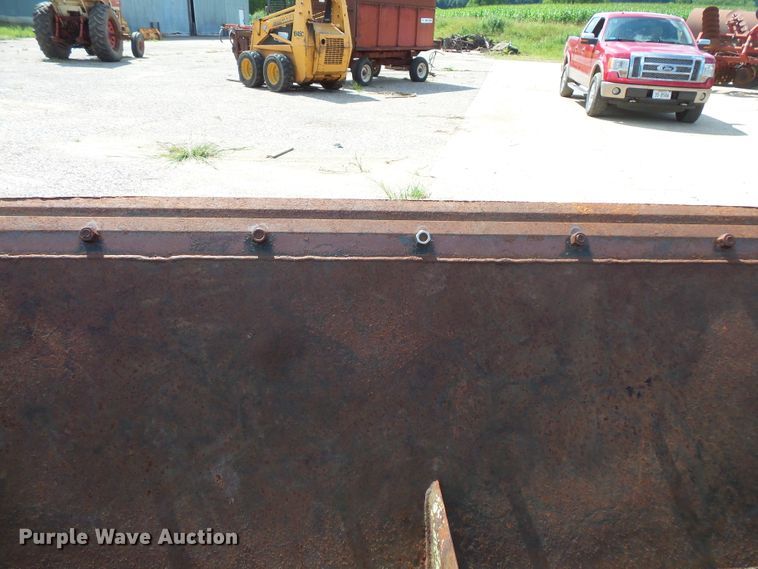 image for item FU9369 Side Shooter bedding spreader