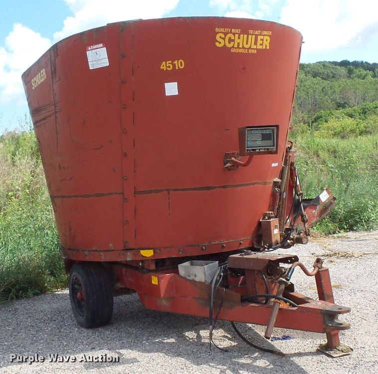 image for item FU9371 Schuler 4510 feed mixer