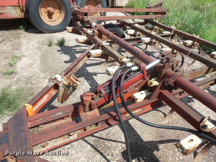 image for item FU9375 International field cultivator
