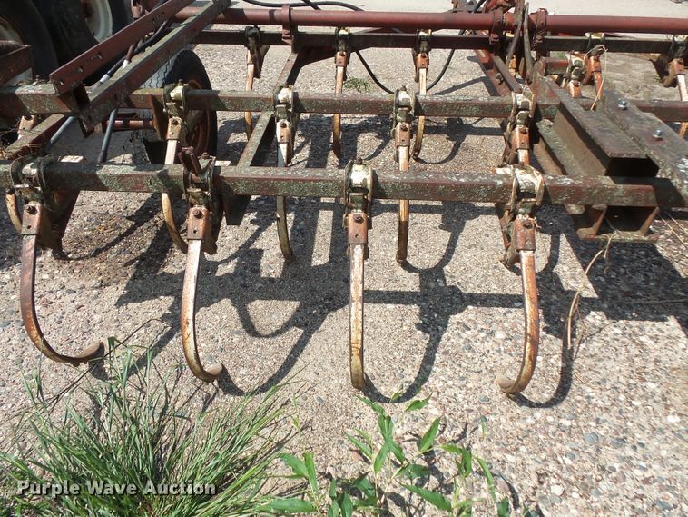 image for item FU9375 International field cultivator