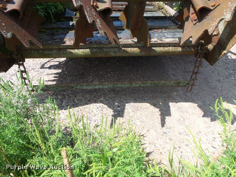 image for item FU9376 H&S 430 manure spreader