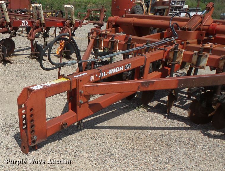 image for item FU9377 Wil-Rich field cultivator