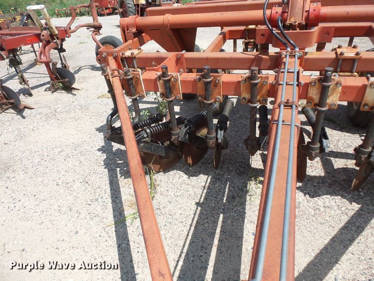 image for item FU9377 Wil-Rich field cultivator