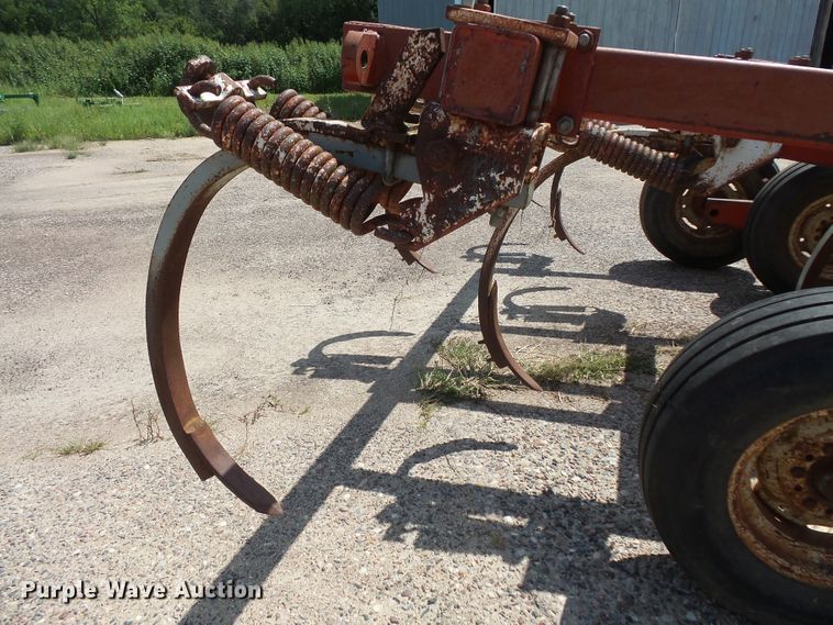 image for item FU9377 Wil-Rich field cultivator