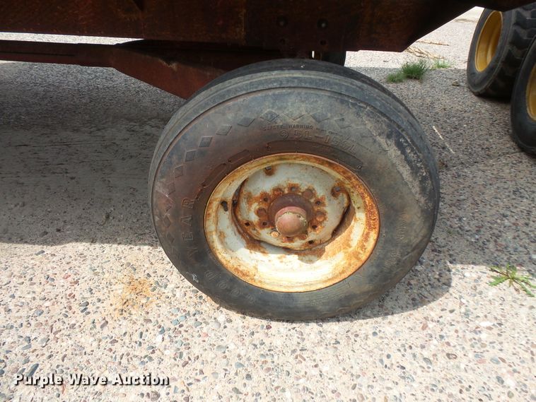 image for item FU9381 Dump wagon