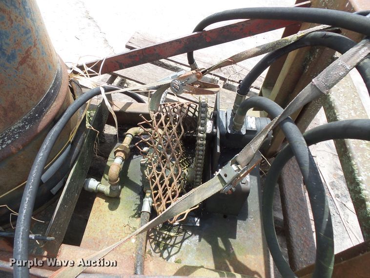 image for item FU9382 Skid steer sprayer