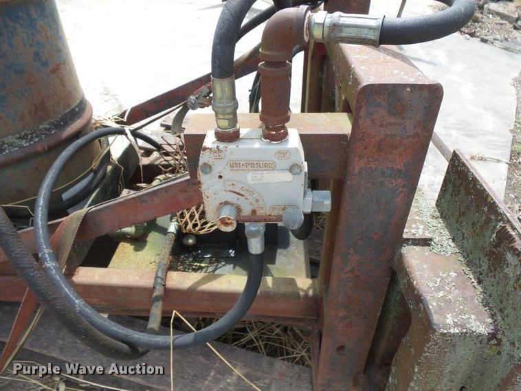 image for item FU9382 Skid steer sprayer