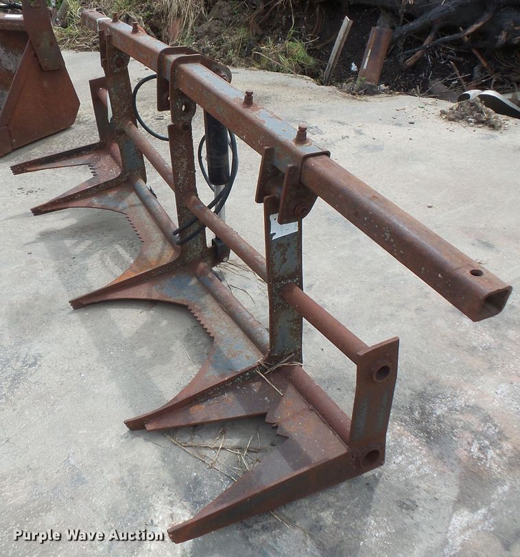 image for item FU9383 Skid steer grapple bucket