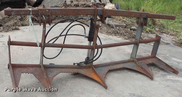 image for item FU9383 Skid steer grapple bucket