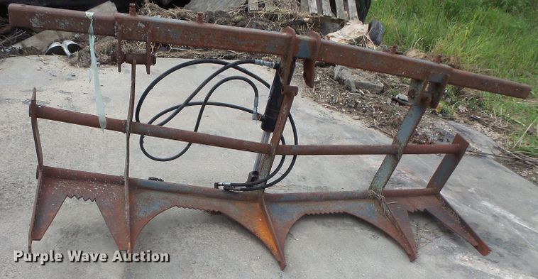 image for item FU9383 Skid steer grapple bucket