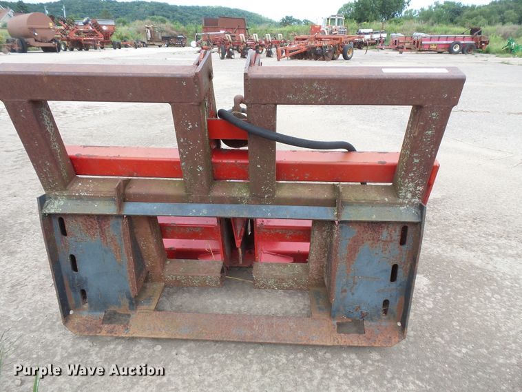 image for item FU9386 Anderson HBC hydraulic bale splitter