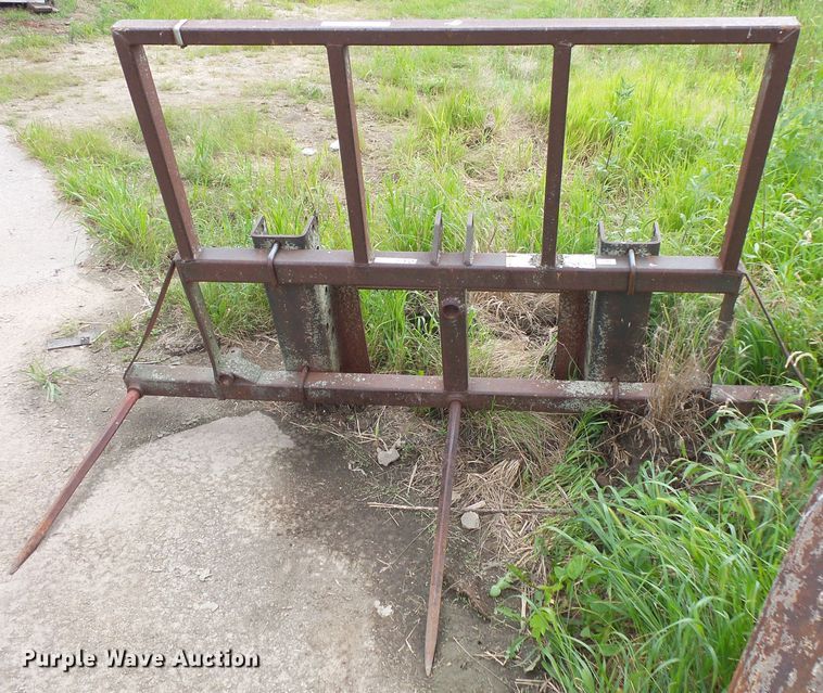 image for item FU9388 Skid steer bale mover