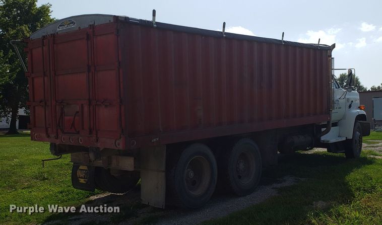 image for item FW9501 1989 Chevrolet Kodiak 70 grain truck