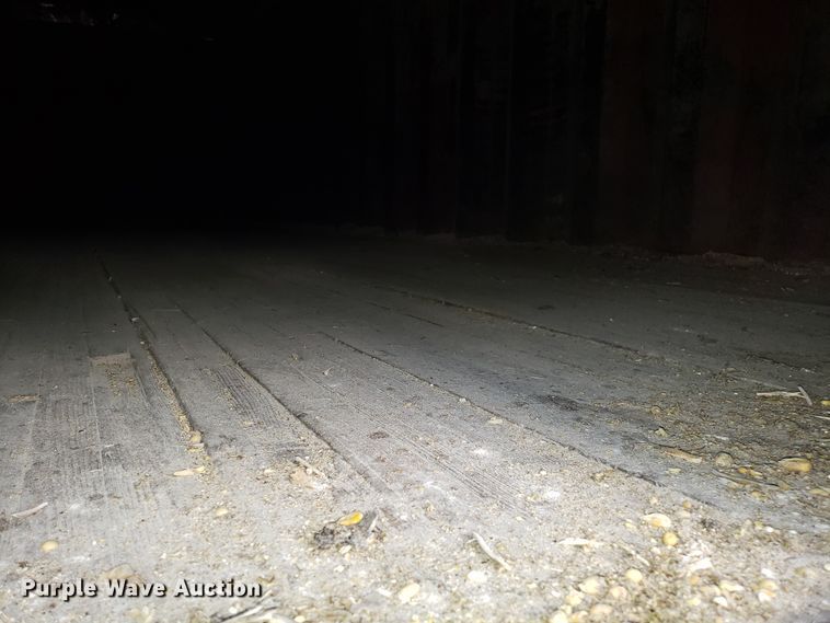 image for item FW9501 1989 Chevrolet Kodiak 70 grain truck