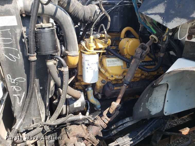 image for item FW9501 1989 Chevrolet Kodiak 70 grain truck