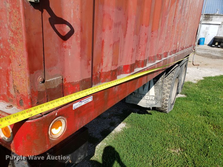 image for item FW9501 1989 Chevrolet Kodiak 70 grain truck