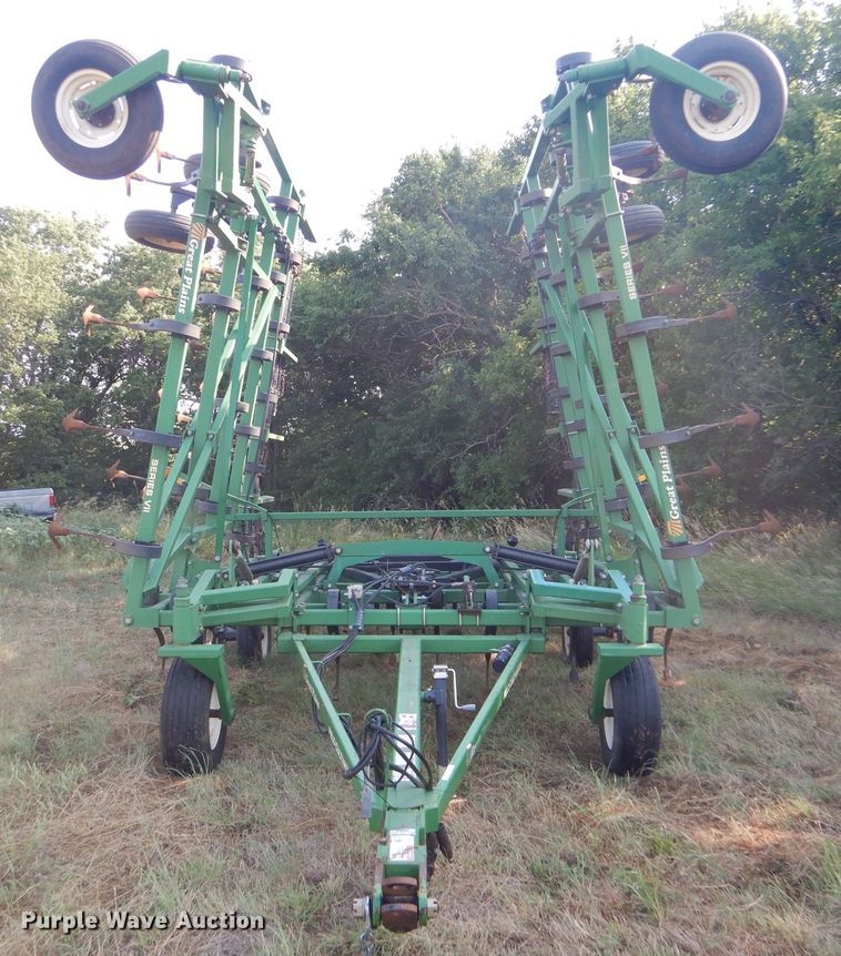 image for item FY9692 Great Plains Series VII 7337FC field cultivator