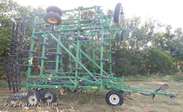 image for item FY9692 Great Plains Series VII 7337FC field cultivator