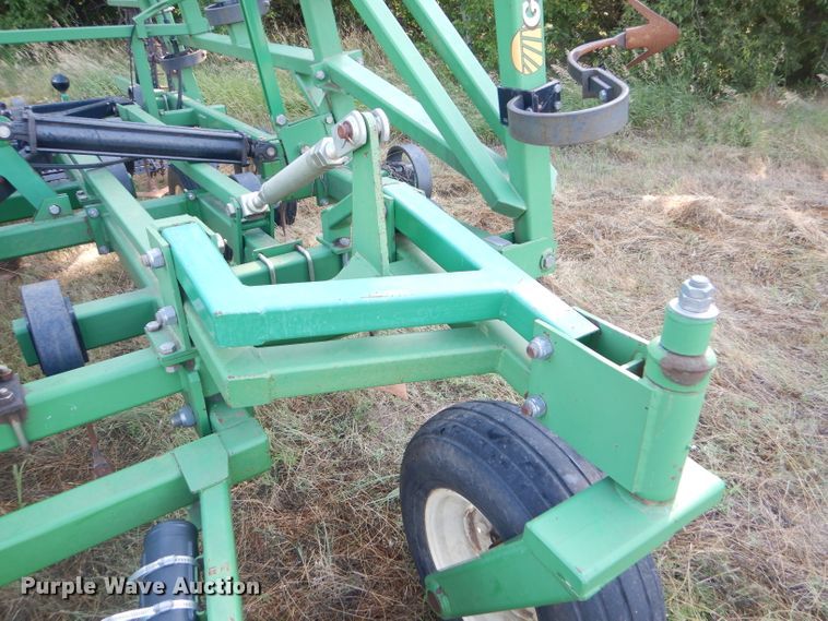 image for item FY9692 Great Plains Series VII 7337FC field cultivator
