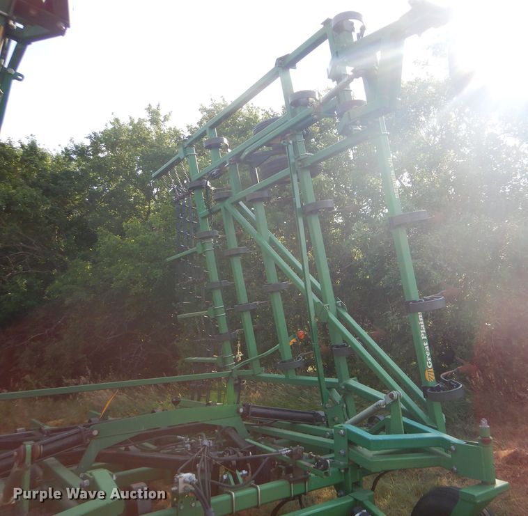 image for item FY9692 Great Plains Series VII 7337FC field cultivator