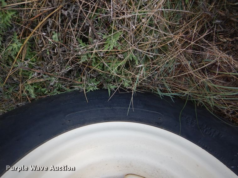 image for item FY9692 Great Plains Series VII 7337FC field cultivator