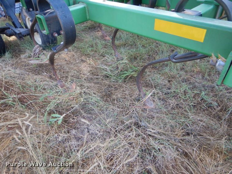 image for item FY9692 Great Plains Series VII 7337FC field cultivator