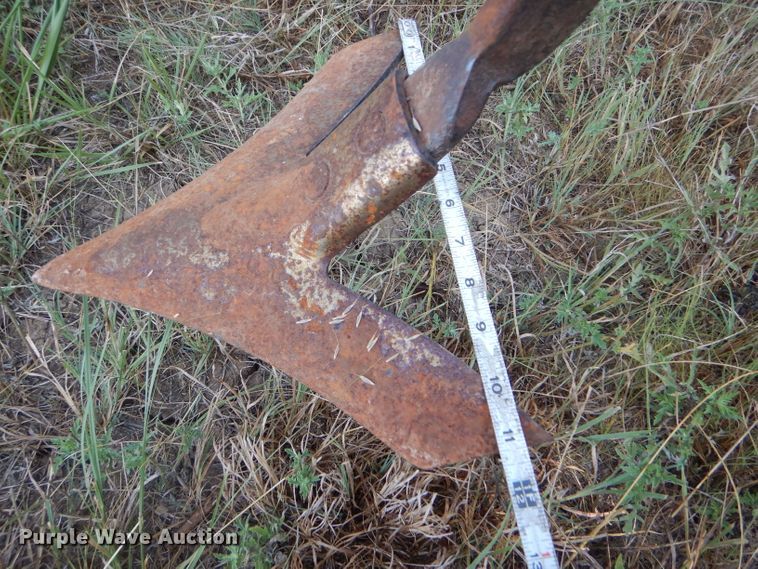 image for item FY9692 Great Plains Series VII 7337FC field cultivator