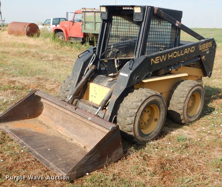 image for item FY9693 1997 New Holland LX885 Turbo skid steer