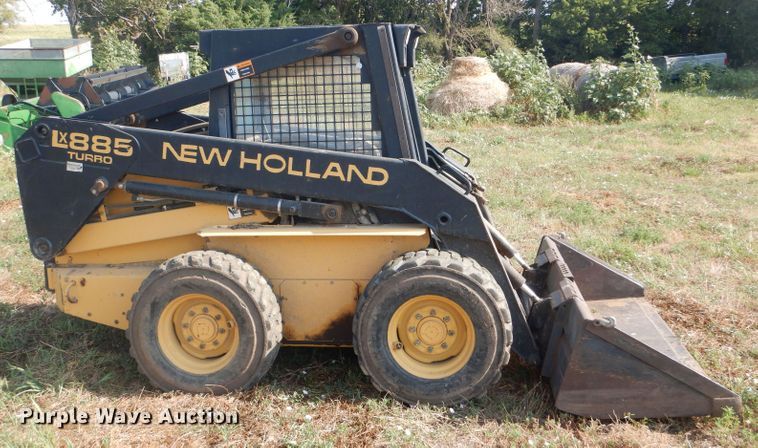 image for item FY9693 1997 New Holland LX885 Turbo skid steer