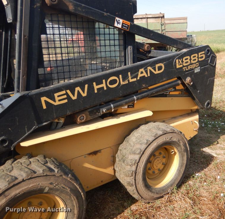 image for item FY9693 1997 New Holland LX885 Turbo skid steer