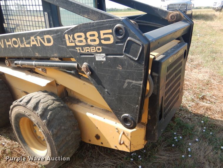 image for item FY9693 1997 New Holland LX885 Turbo skid steer