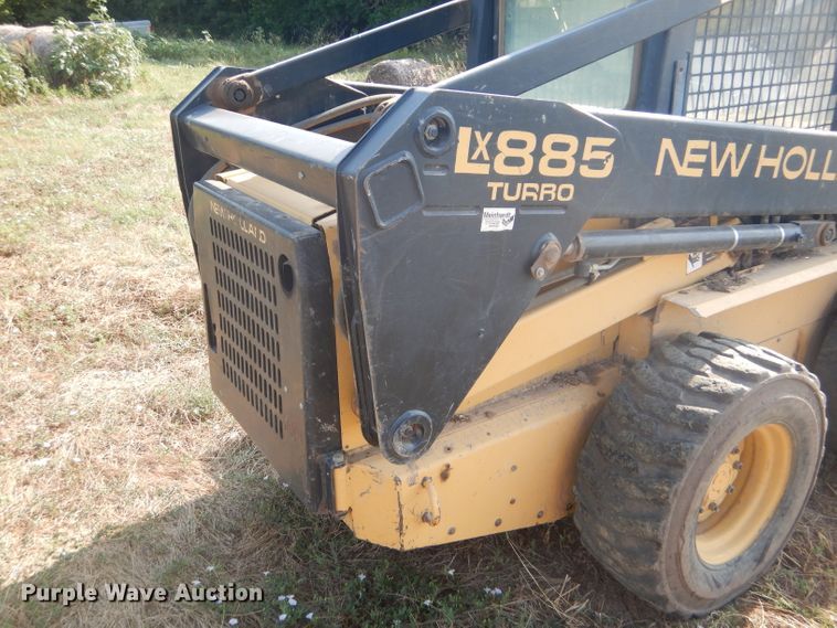 image for item FY9693 1997 New Holland LX885 Turbo skid steer